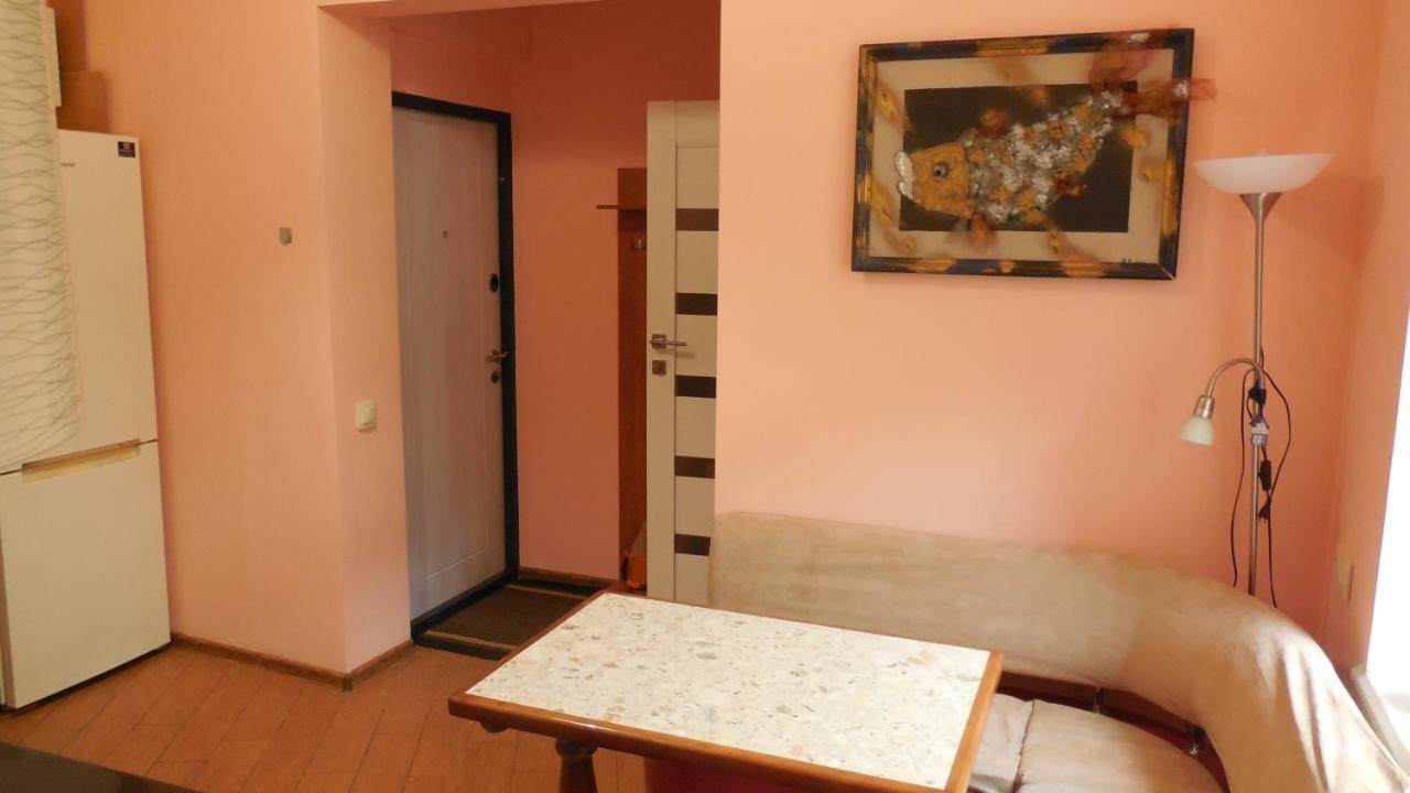 2 Room Apartment Near Opera House Lviv Eksteriør bilde