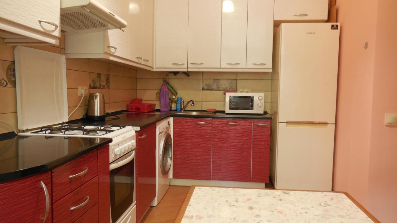 2 Room Apartment Near Opera House Lviv Eksteriør bilde